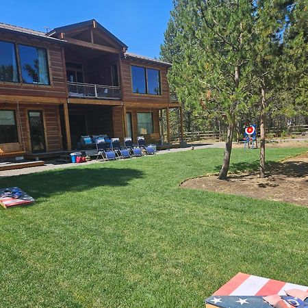 בנד Beautiful Riverfront Near Mt Bachelor With Hot Tub מראה חיצוני תמונה