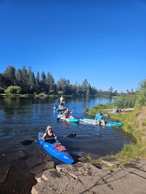 בנד Beautiful Riverfront Near Mt Bachelor With Hot Tub מראה חיצוני תמונה