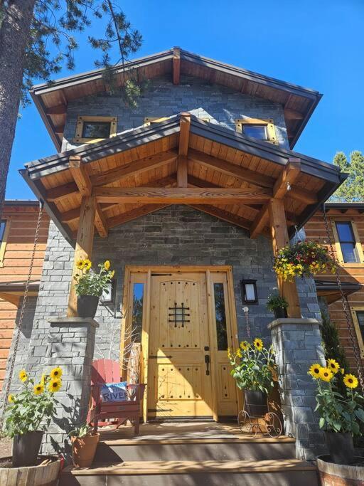 בנד Beautiful Riverfront Near Mt Bachelor With Hot Tub מראה חיצוני תמונה