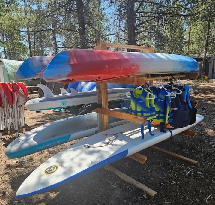 בנד Beautiful Riverfront Near Mt Bachelor With Hot Tub מראה חיצוני תמונה
